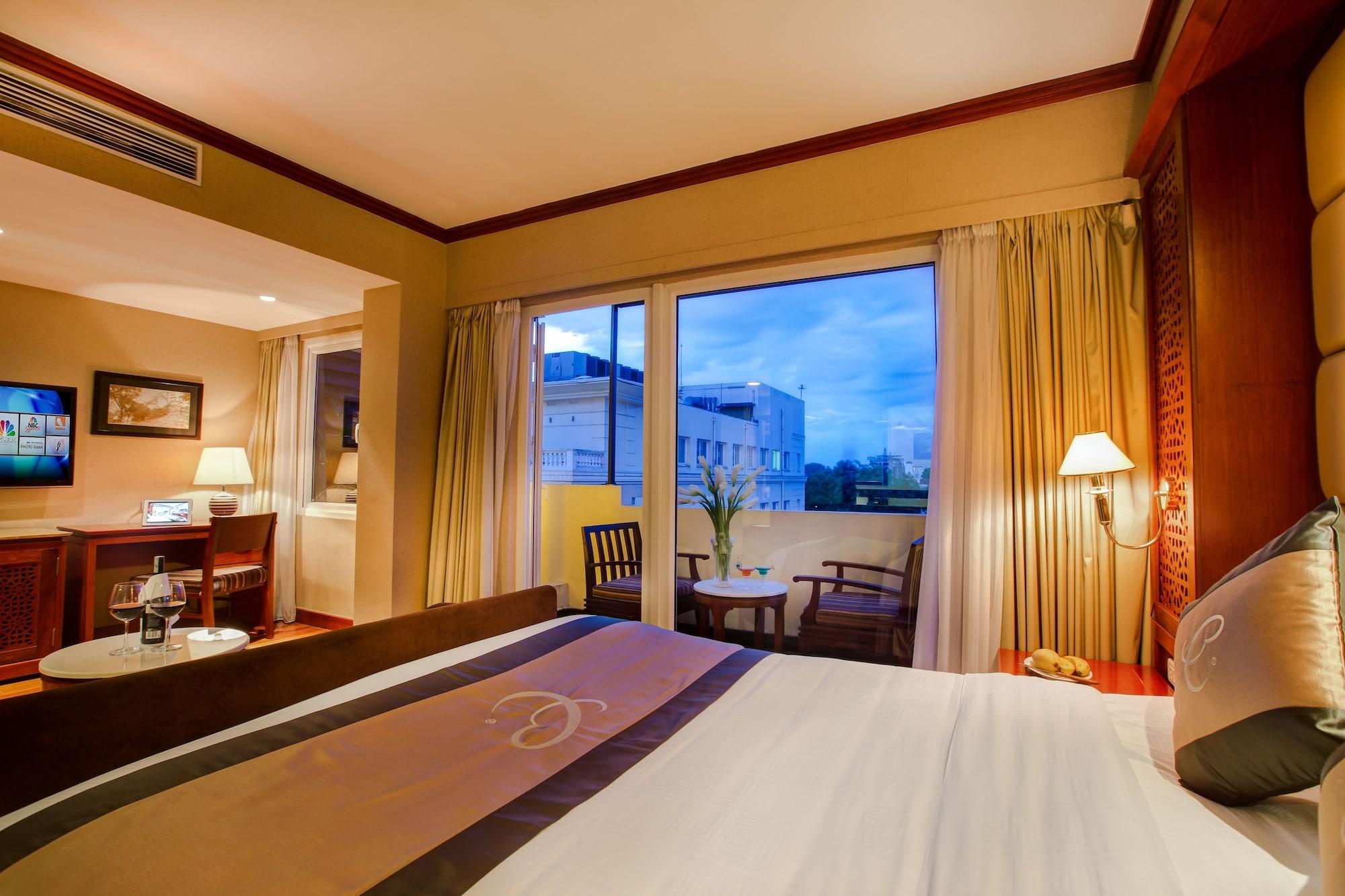 Conifer Boutique Hotel Hanoi Zewnętrze zdjęcie